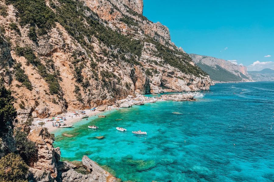 Cala Mariolu: come arrivare via trekking a Ispuligidenie